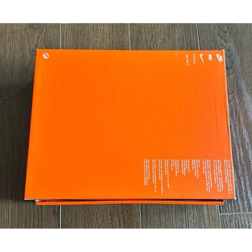 Nike empty‎ shoe box